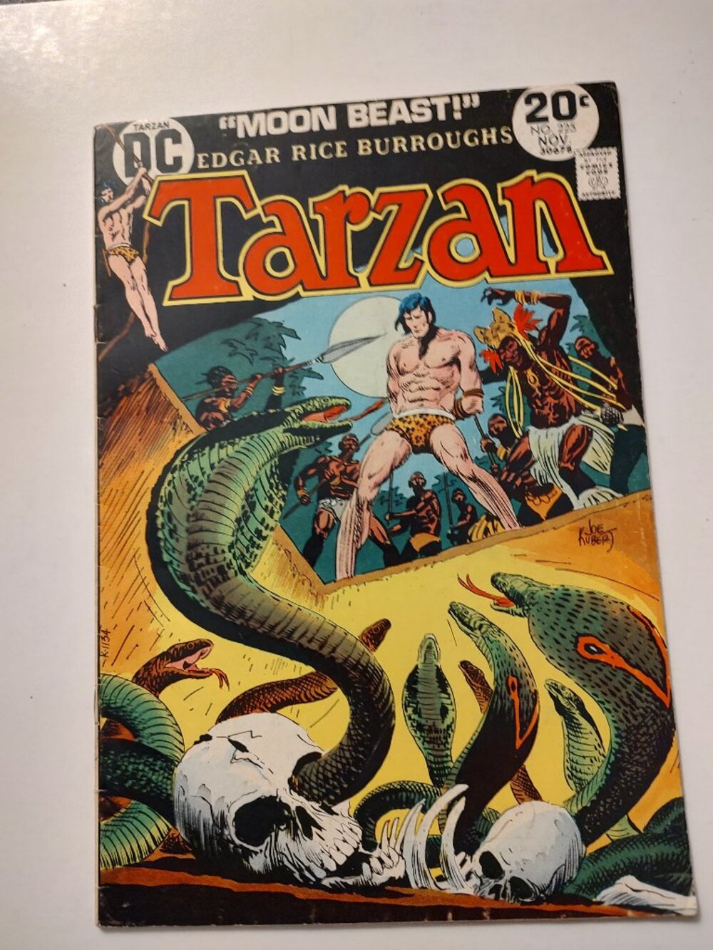 TARZAN # 225 BURROUGHS Cover Written and Art by Joe Kubert Mark Jewelers Insert